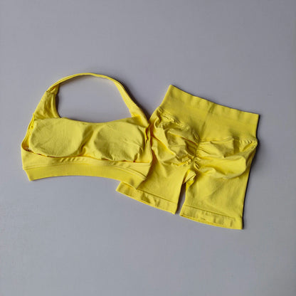 SEAMLESS FLOW YOGA SET HALTER BRA AND IMPORT SHORTS